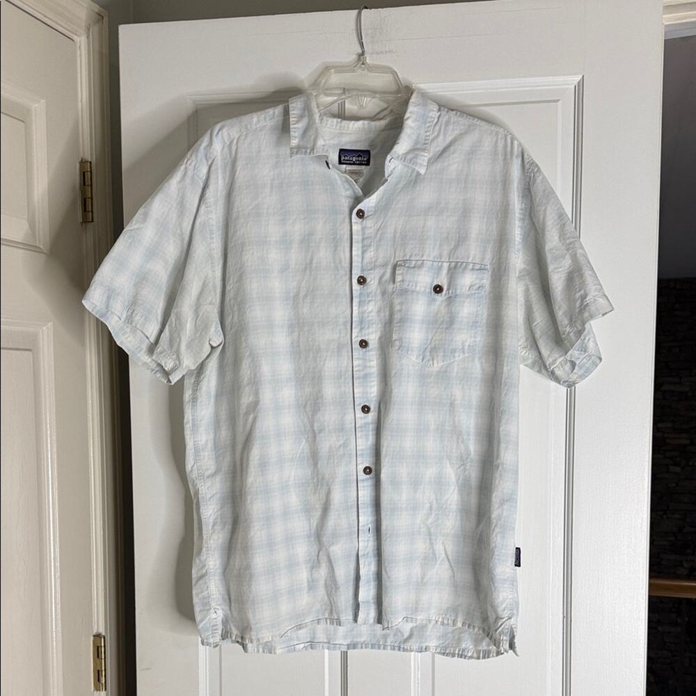 Patagonia White and Light Blue Checkered Shirt. Xl.